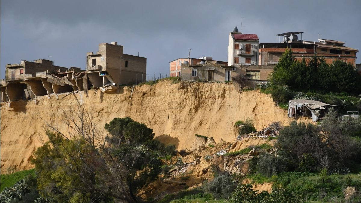 Niscemi, dopo la frana i prezzi degli affitti salgono a 700 euro
