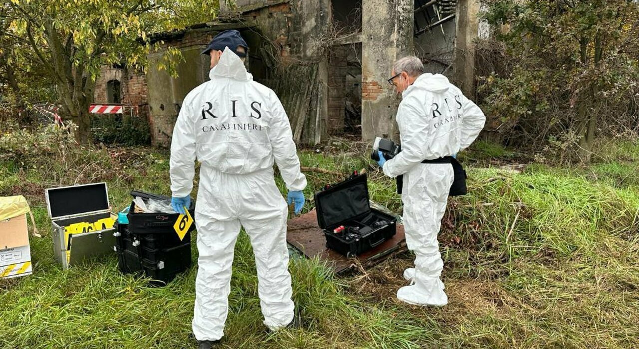 La sepoltura di Saman Abbas: un corpo calato con cura, almeno due persone coinvolte