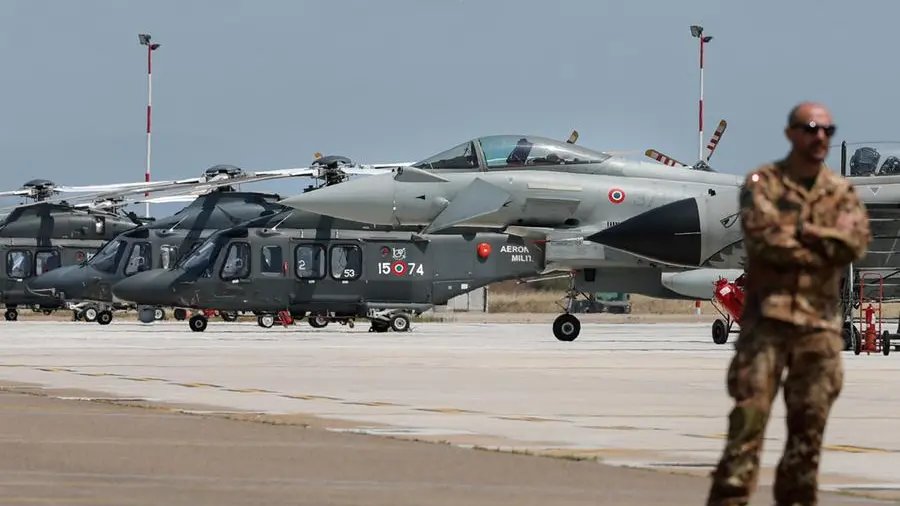 L’Italia chiede supporto all’UE per proteggere la rotta di Bab el Mandeb dopo attacco Houthi