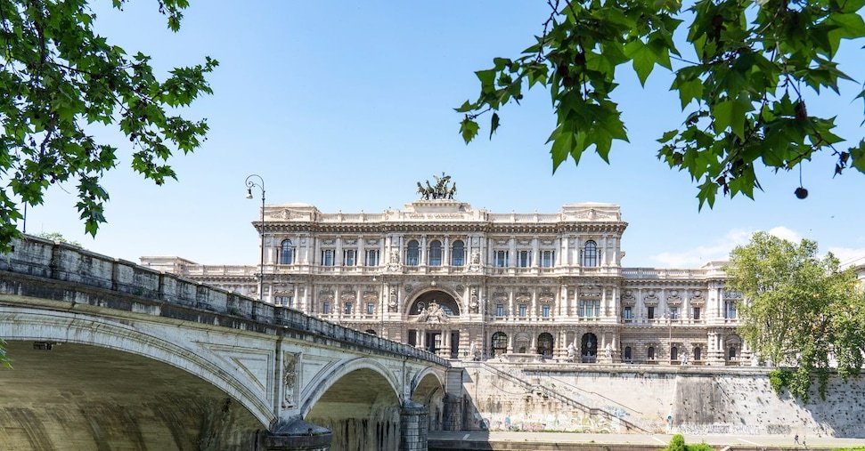 La Cassazione annulla condanne contro l’ex Pm Angioni, il procedimento torna al Pm