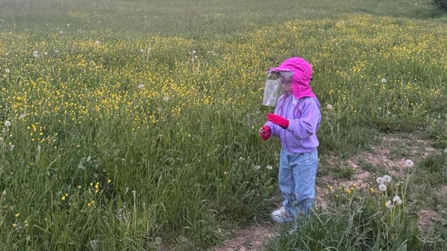 Youssra, la bambina della luna e la scuola che l’ha accolta