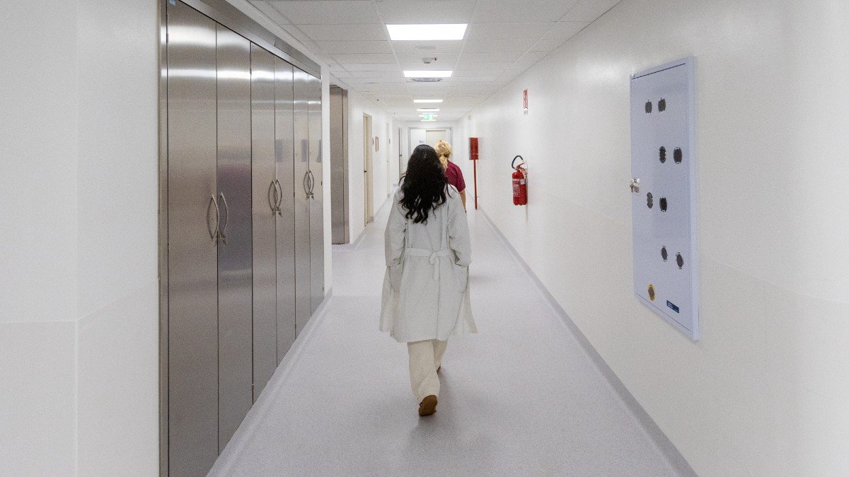 Fuga dei medici dal sistema sanitario: 43 su 100 si dimettono nel 2025