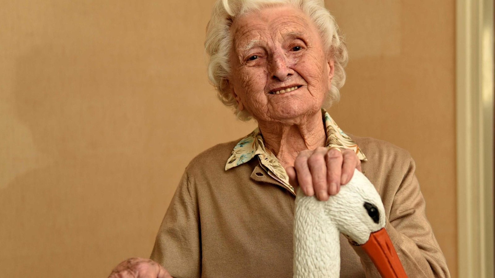 Maria Elvia Conti, l’ostetrica che diede la vita a 2.500 bambini, muore a 110 anni