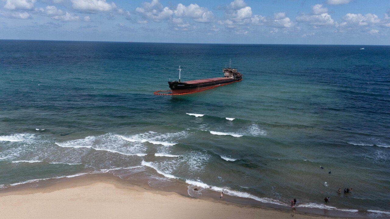 Droni ucraini colpiscono navi bulgare nel Mar Nero, un equipaggio disperso